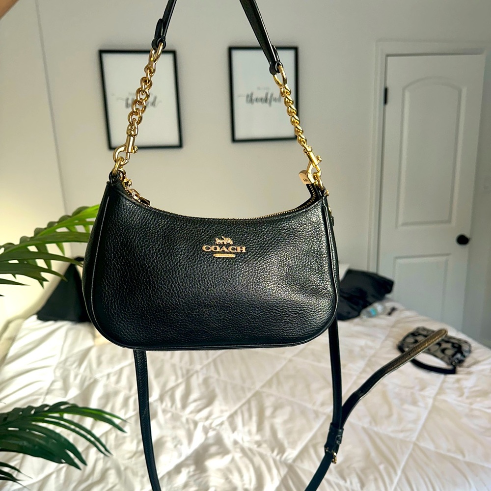 Coach Teri should see bag - black and gold